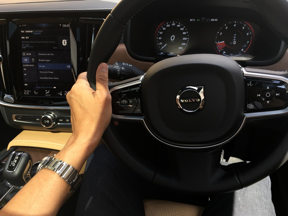 Volvo V90 T6 車廂篇