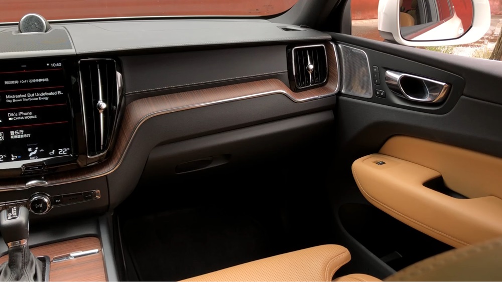 Volvo XC60 成都試車參觀生產線